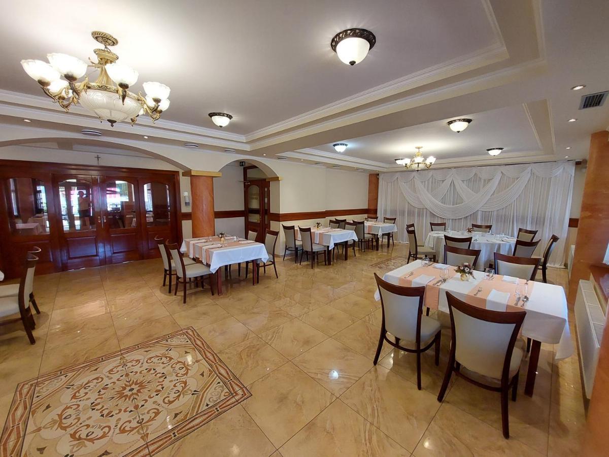 Hotel Alfa Giraltovce Esterno foto