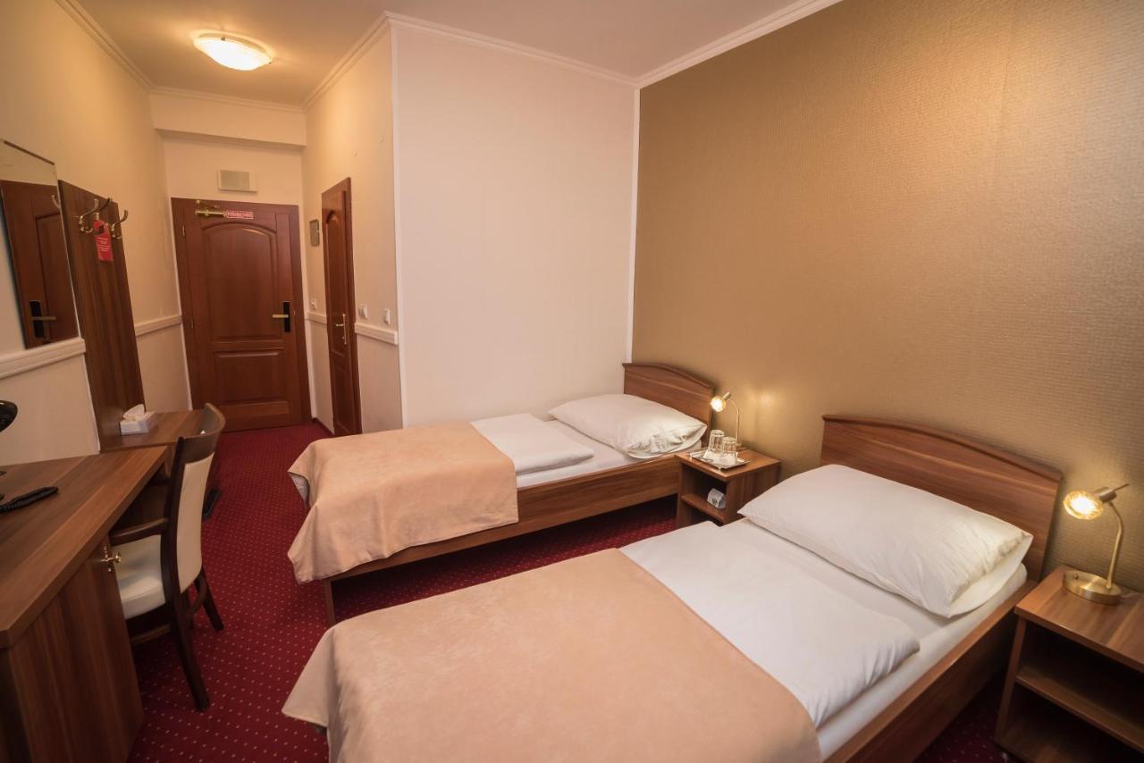 Hotel Alfa Giraltovce Esterno foto