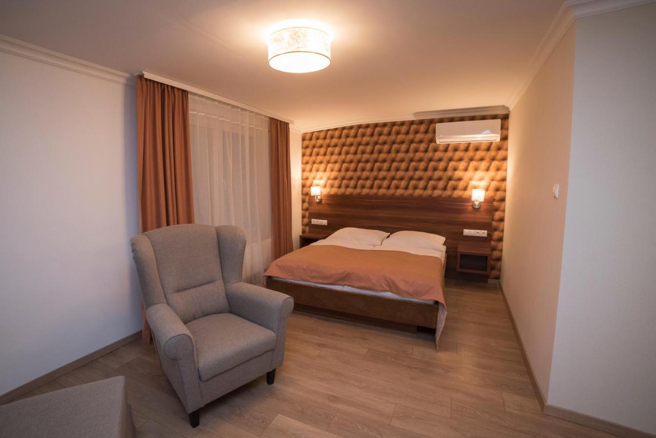 Hotel Alfa Giraltovce Esterno foto
